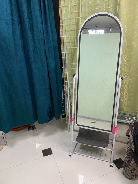 Продам зеркало в отдел