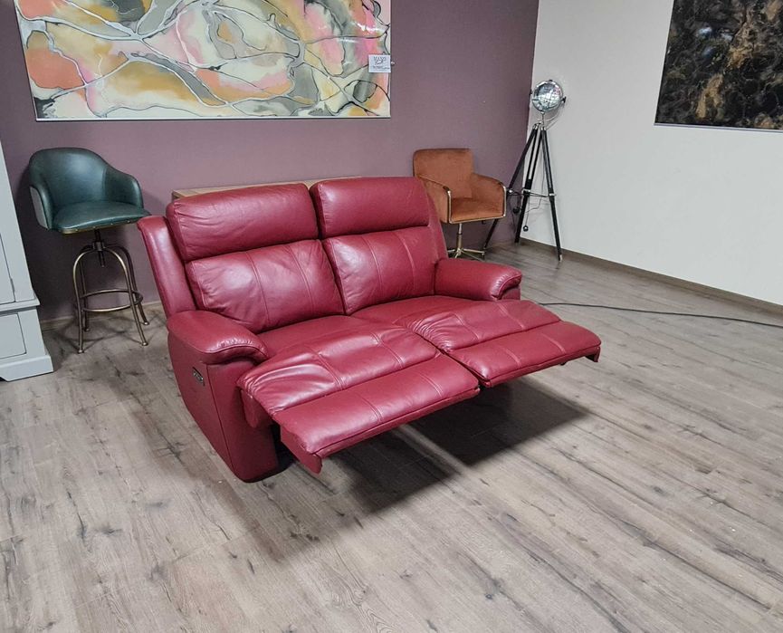 Червен кожен диван двойка с електрически релаксиращ механизъм