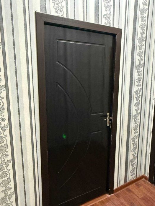 Б/у эшиклар сотилади