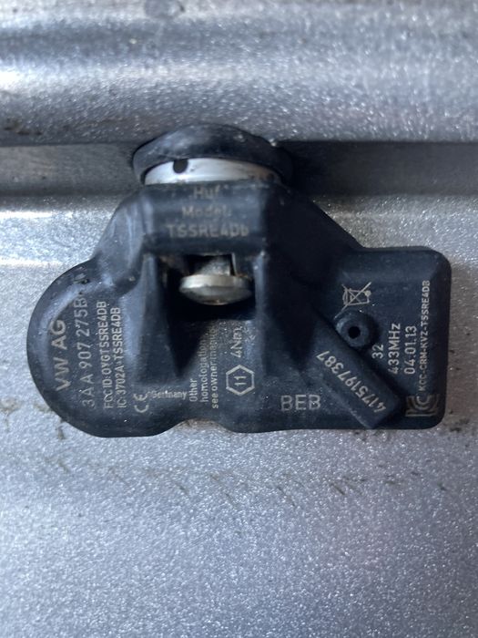 Jante TALLADEGA 235/35/19 cu senzori presiune