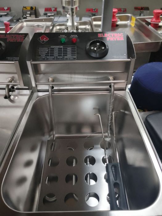 Fri apparat , friturnitsa , фритюрница