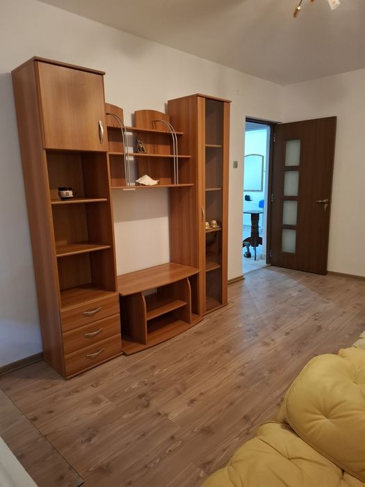 Apartament 3 camere - Chrie, zona Precista