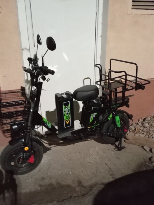 Skuter sotiladi srochna