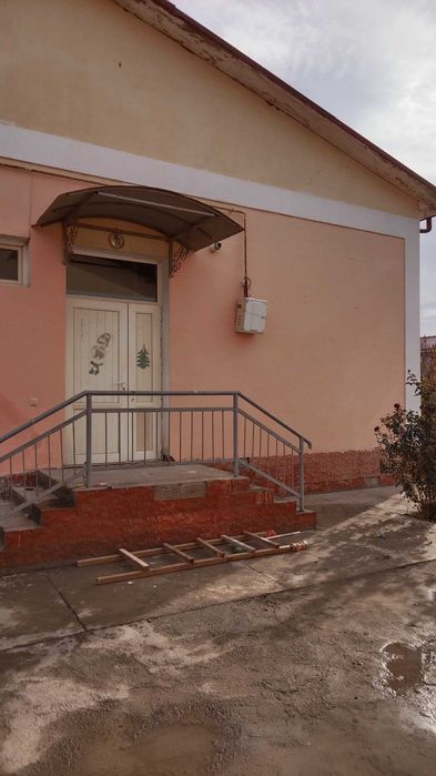 Карши шахридан 6 сотикли коттедж Уй сотилади Манзил Богобод