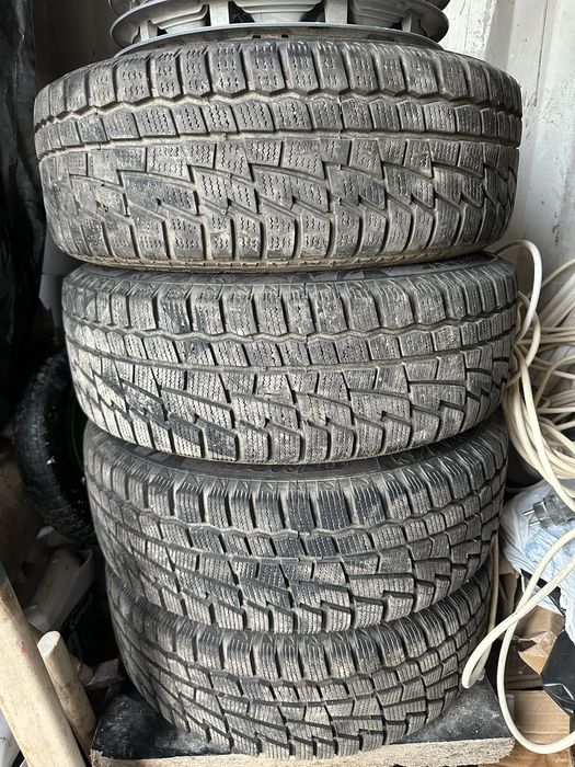 195/60/R15 зимный шина