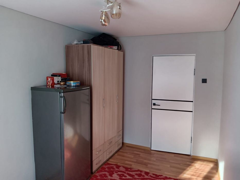 Продаётся 4-х комнатный квартира