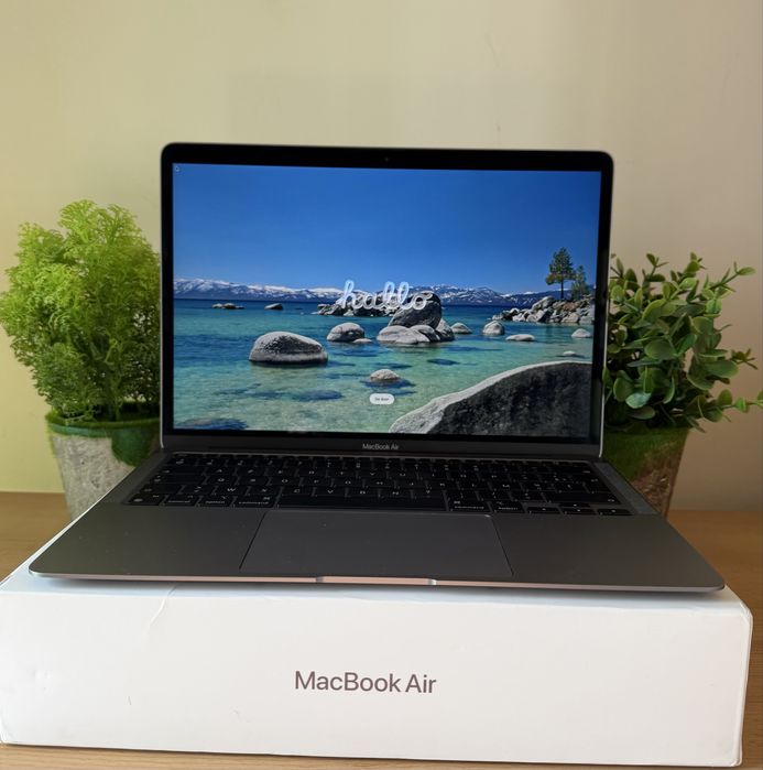  Apple MacBook M1 13” 2020, 93% baterie, ca nou
