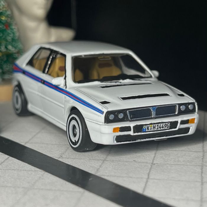 Hot Wheels Christmas Customs