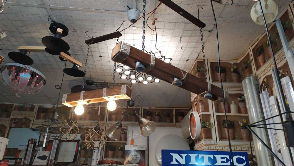 Дървени полилеи - ръчна изработка