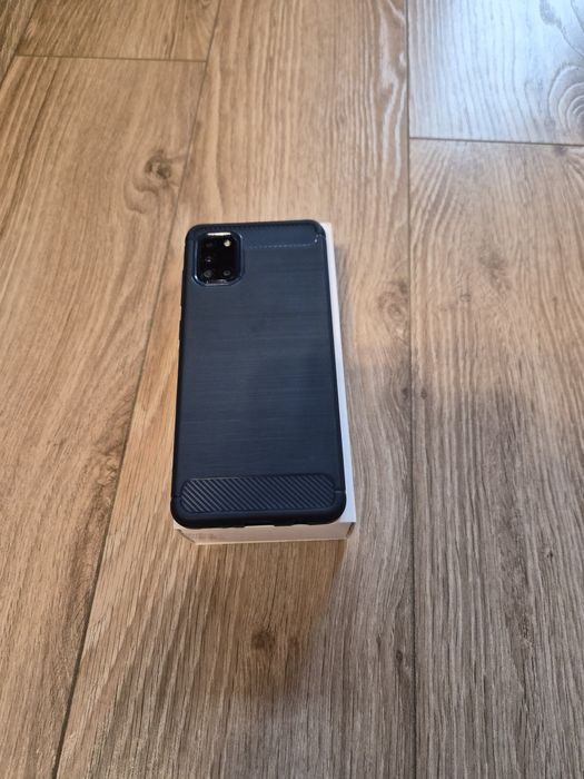 Телефон Самсунг А31