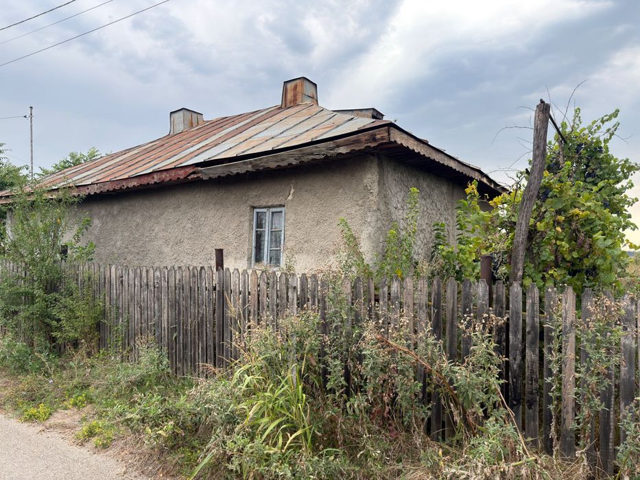 Casa de vânzare letca nou milcovatu teren 3500 m2