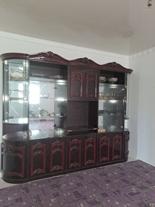 Стенка для зала, коричневая