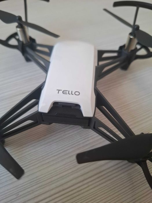 DJI Tello Drone, Model: TLW004 / Дрон / Квадрокоптер