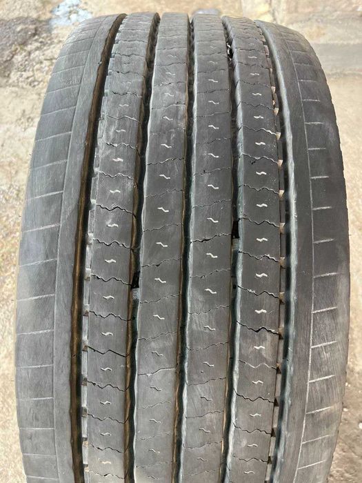 385 55 R22.5  hankook  рулевые 90%