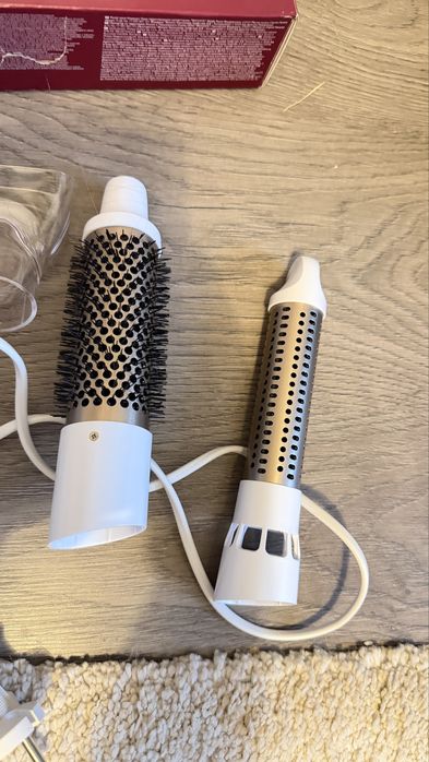 Perie aer cald Philips