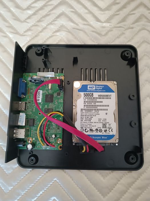 8 канален мрежов видео рекордер с 500GB ,хард диск