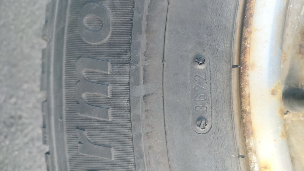 Roată de rezervă