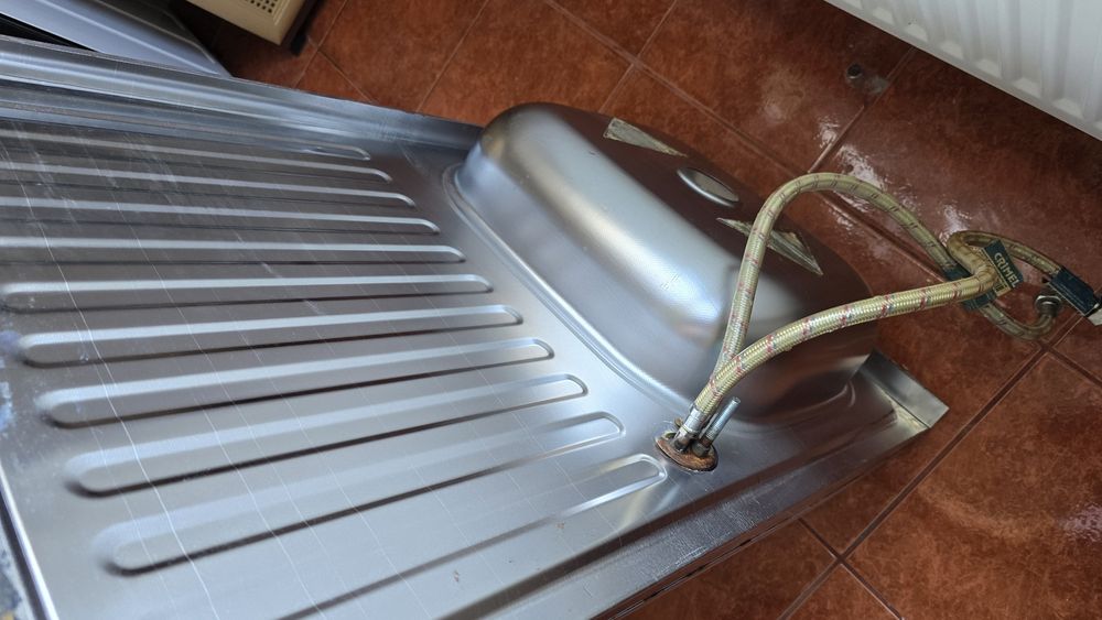 Vand chiuvetă inox si baterie pentru masca