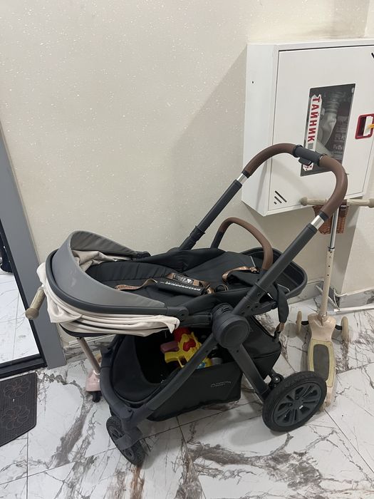 Продам коляску срочно