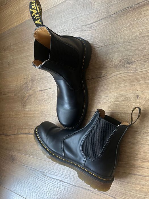 Продавам оригинални боти DR. MARTENS 2976 Smooth