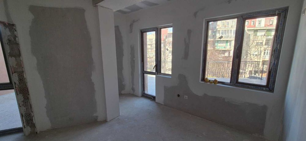 Двустаен апартамент с 1 спалня