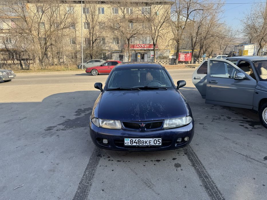 Продам митсубиси каризма