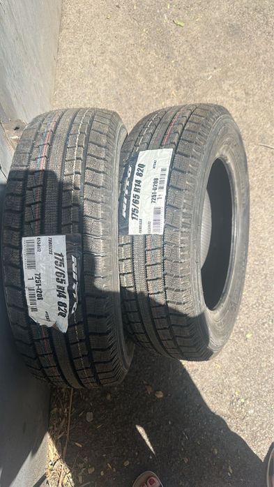 Продам пару новых всесезонных шин R14.