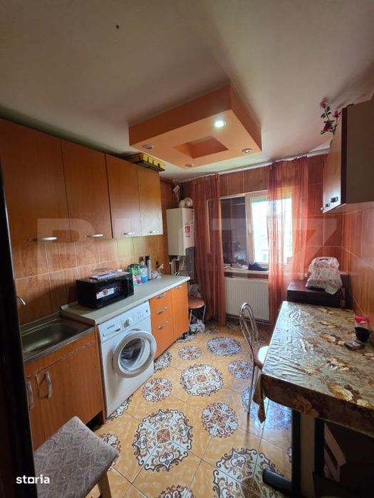 Apartament 2 camere, semidecomandat, 36 mp, zona Micro 40