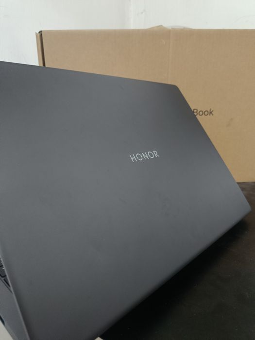 Ноутбук Honor MagicBook x16 core i5-12450H
