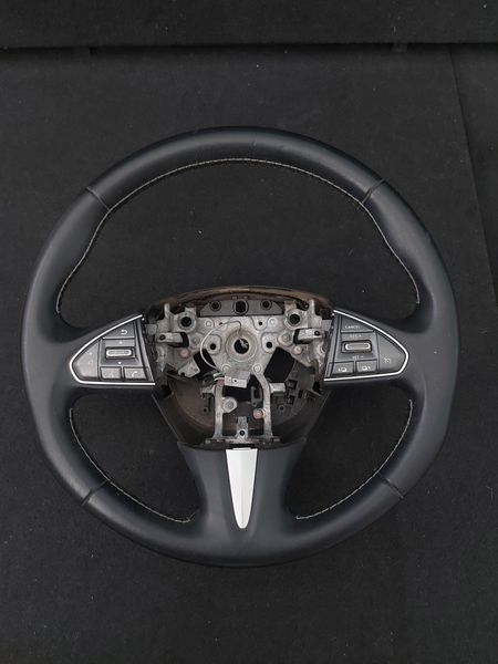 Волан Infiniti Q50 2015г.