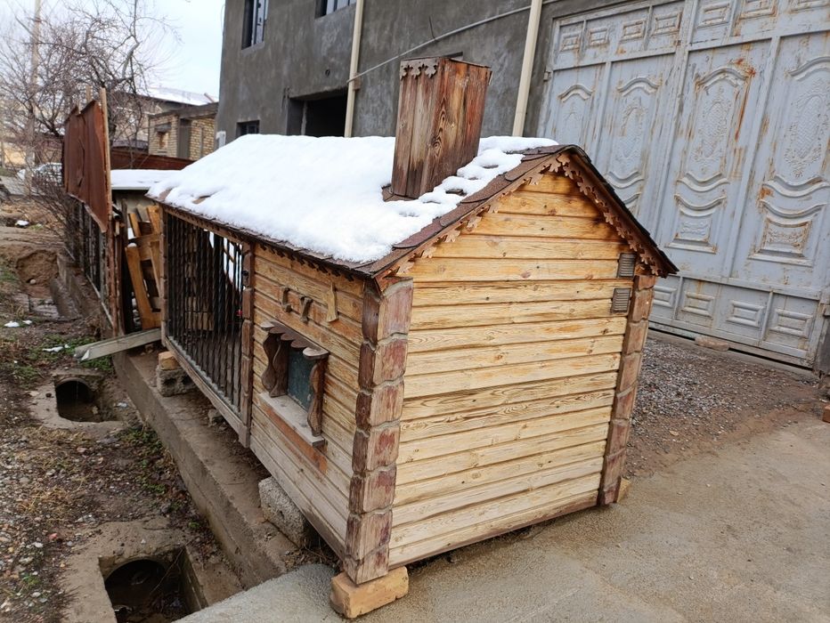 Валер для собаки. Размер 300х120 высота 170   сена 700$