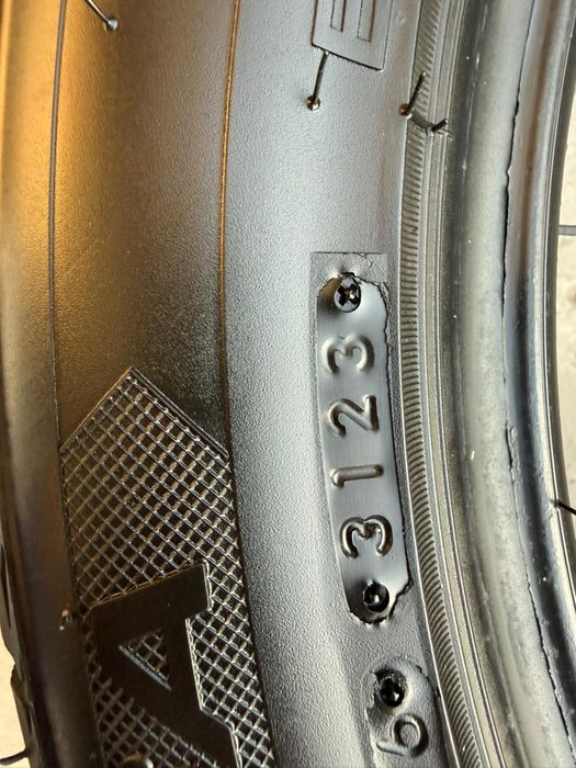 Зимняя шина LASSA 235/50 R18