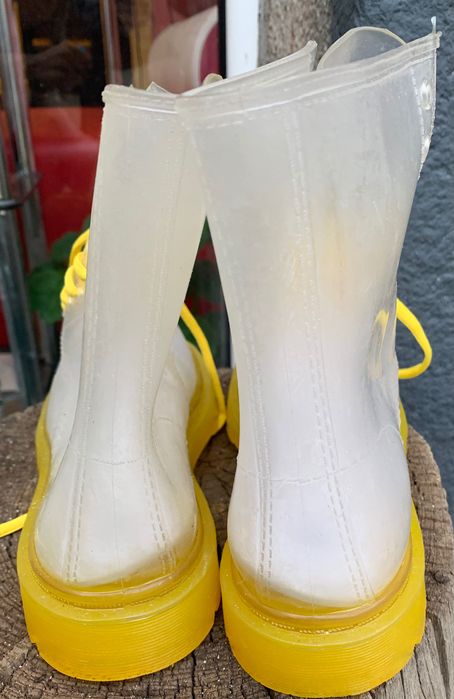 Гумени ботуши жълти