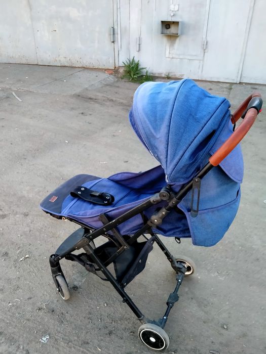 Коляска летняя .