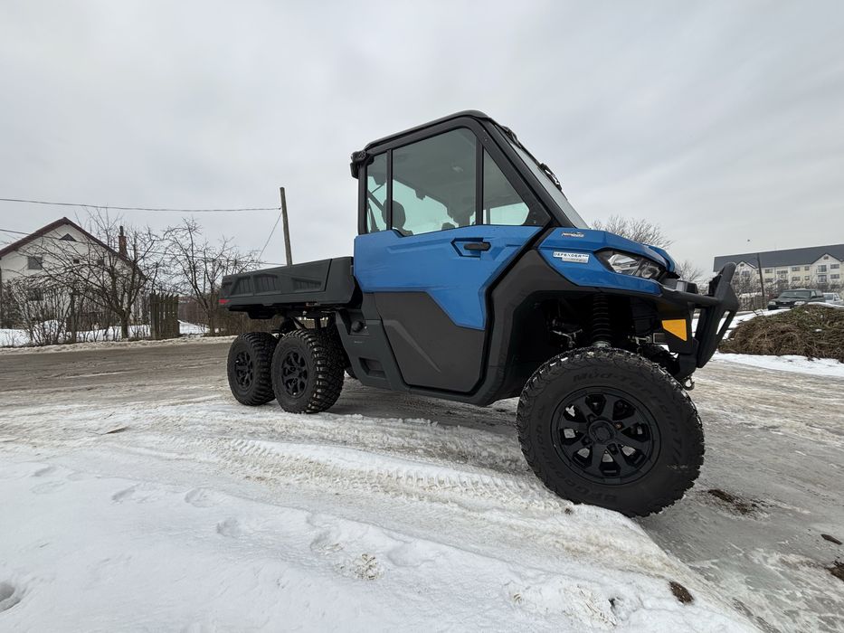 Can am utv 6x6 defender