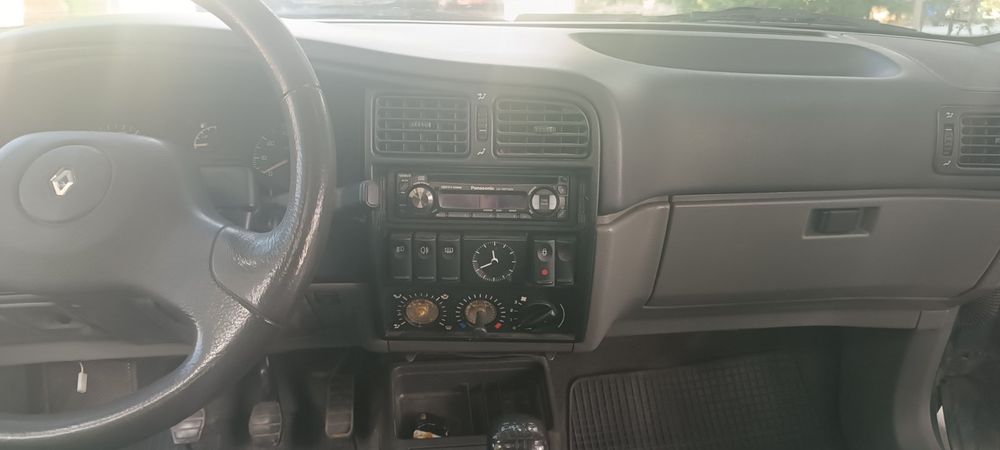 Renault 19 1,7двигатл 74коня