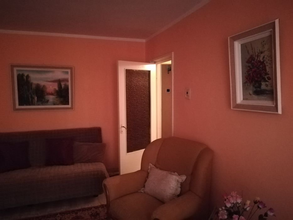 Vand apartament 4 camere, etajul 1