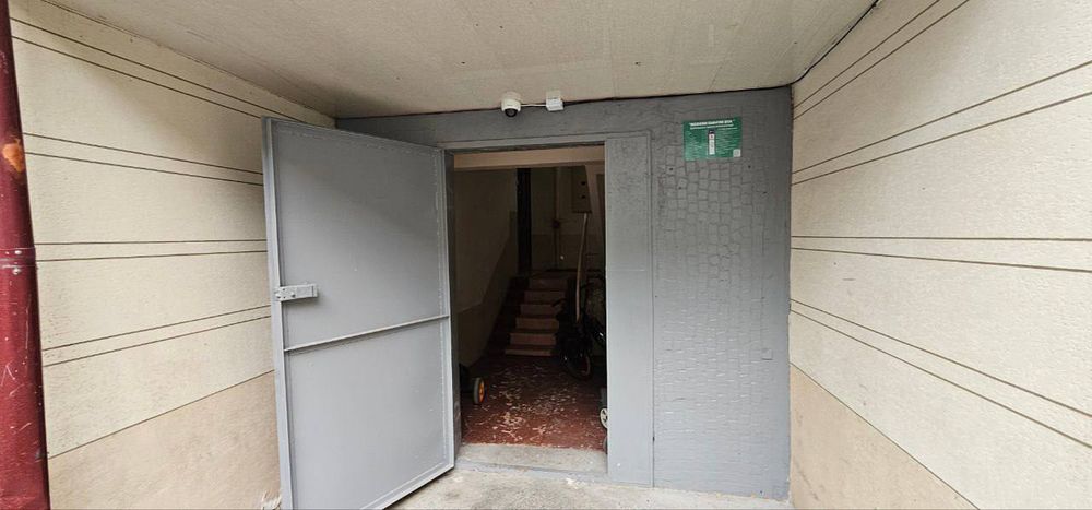 4 xonali uy sotiladi