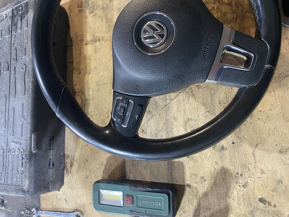 волан за фолксваген с пера