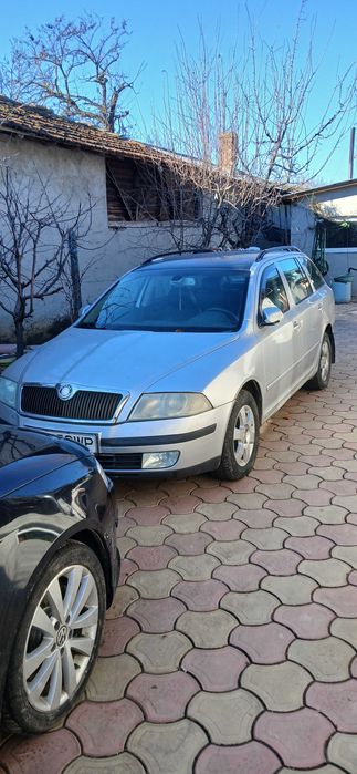 Vând Skoda Octavia 2