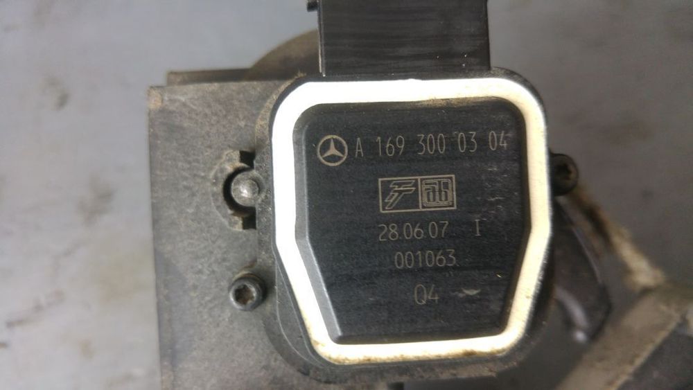pedala acceleratie 2.0 cdi mercedes a-class w169 a1693000304