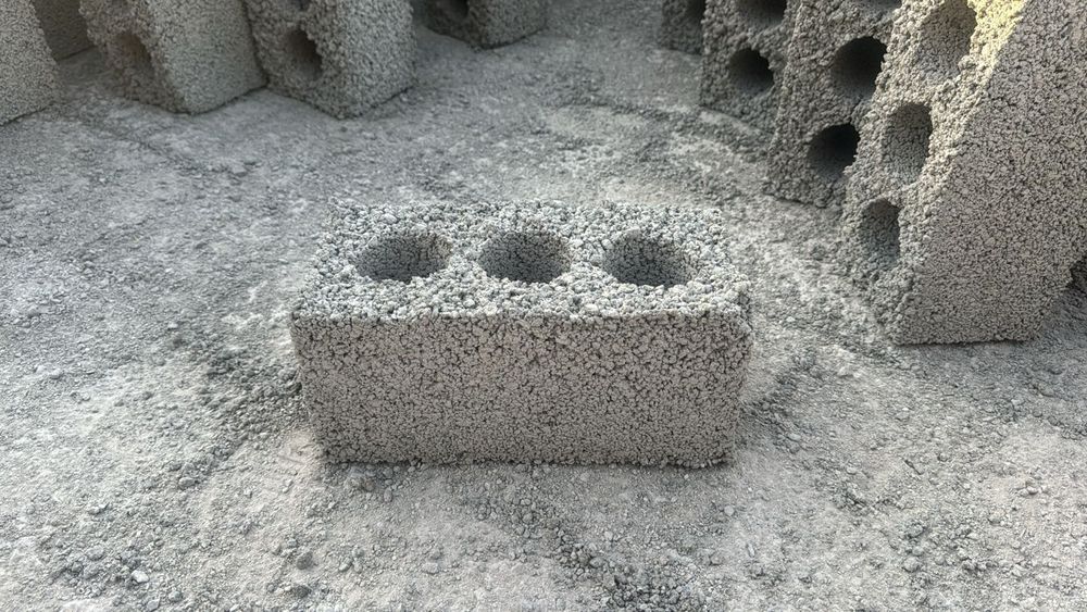 Шлакоблок стрейтелный