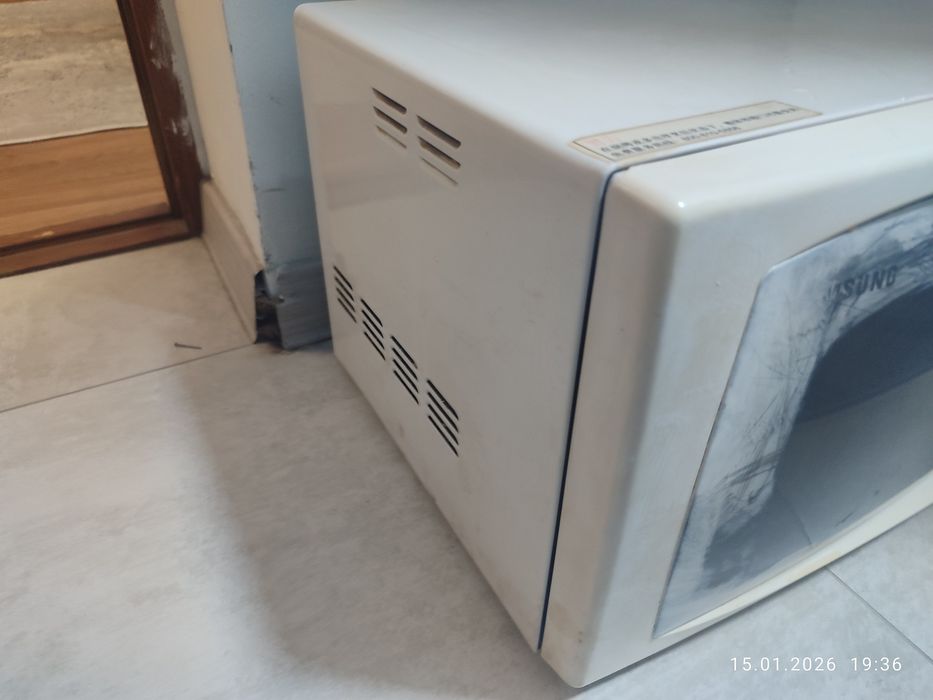 Микровалновка Samsung