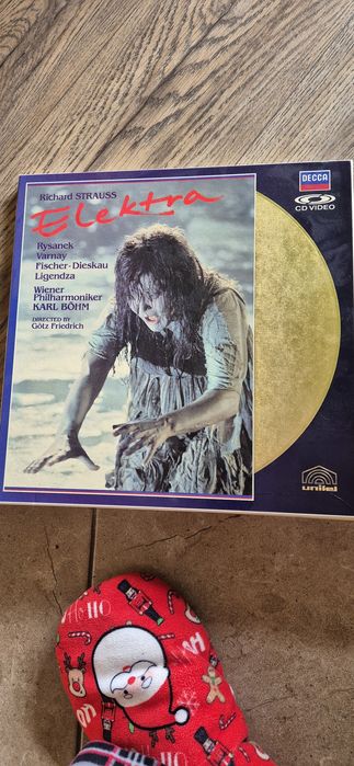 Подарявам CD VIDEO опери