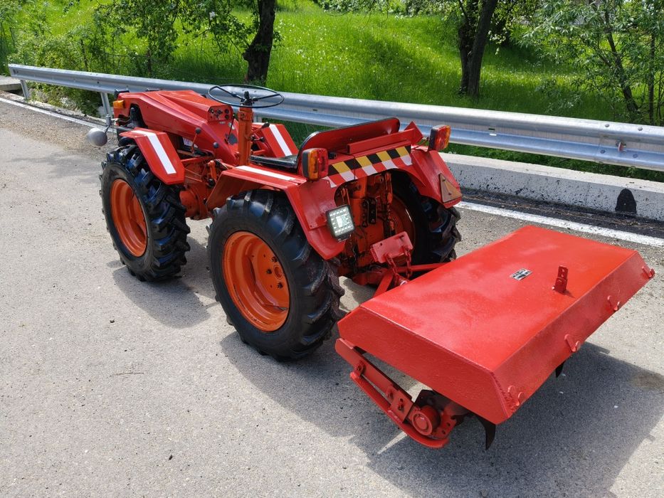 Tractoraș Pasquali 4x4 articulat 30 cai