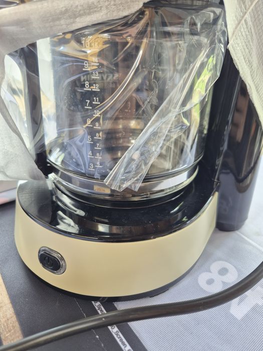 Кафемашина Severin, KA 9575, 1000 W, Бежава/бяла