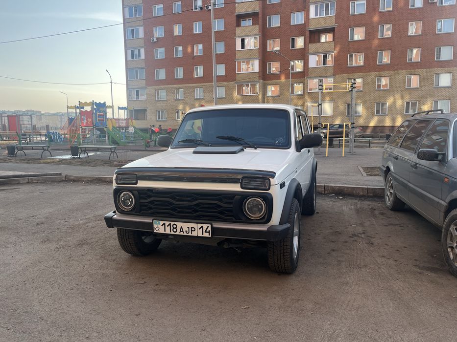 Продам ниву.