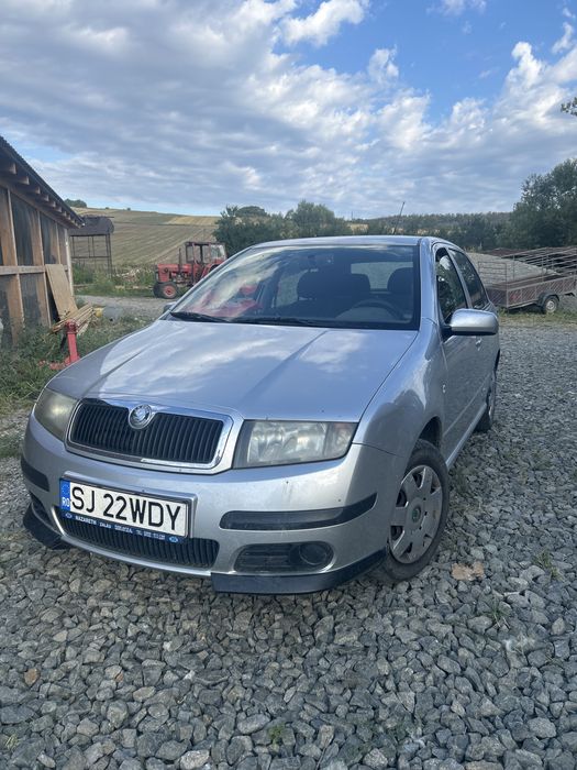 Vând Skoda fabia 1.4