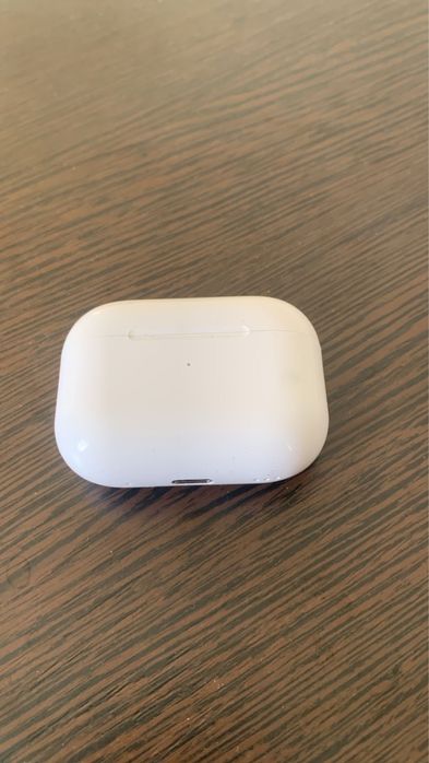 Продается AirPods Pro
