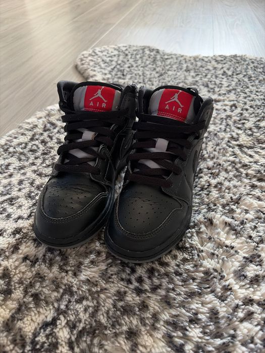 Jordan 1 mettalic